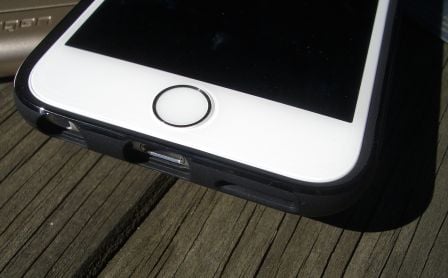 test-coque-spigen-tough-armor-S-2.jpg, 2011 test-coque-spigen-tough-armor-S-2.jpg