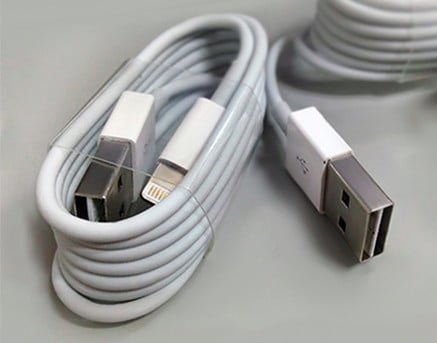 cable-iphone-usb-reversible-pas-cher-2.jpg, 2011 cable-iphone-usb-reversible-pas-cher-2.jpg