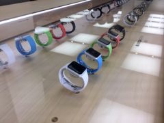 apple-watch-apple-store-8.jpg, 2015 apple-watch-apple-store-8.jpg