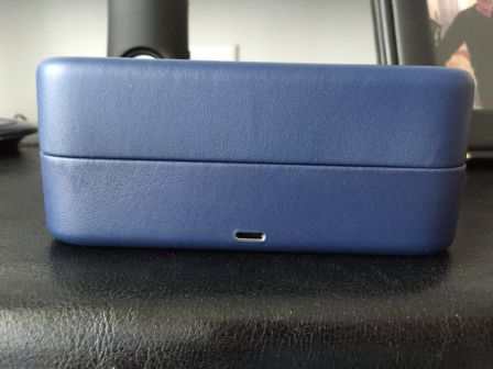 apple-watch-or-edition-gold-station-recharge-5.jpg, 2011 apple-watch-or-edition-gold-station-recharge-5.jpg