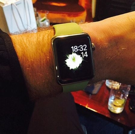 apple-watch-sam-smith-iphone.jpg, 2011 apple-watch-sam-smith-iphone.jpg