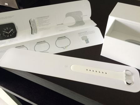 apple-watch-sport-en-blanc-3.jpg, 2011 apple-watch-sport-en-blanc-3.jpg