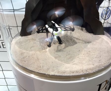 mini-drone-parrot-iphone-2015-1.jpg, 2011 mini-drone-parrot-iphone-2015-1.jpg