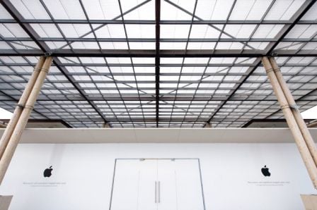 Apple-store-marseille-2.jpg, 2011 Apple-store-marseille-2.jpg