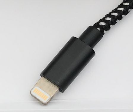 cable-aukey-iphone-4.jpg