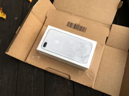 iphone-7-plus-argent-deballage-1.jpg, 2011 iphone-7-plus-argent-deballage-1.jpg
