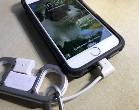 mousqueton-cable-lightning-iphone-10.jpg, 2011 mousqueton-cable-lightning-iphone-10.jpg