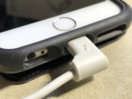 mousqueton-cable-lightning-iphone-11.jpg, 2011 mousqueton-cable-lightning-iphone-11.jpg