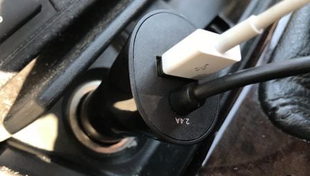 test-avis-chargeur-iphone-allume-cigare-syncwire-8.jpg, 2011 test-avis-chargeur-iphone-allume-cigare-syncwire-8.jpg