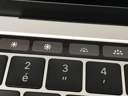 test-avis-macbook-pro-touch-bar-10.jpg, 2011 test-avis-macbook-pro-touch-bar-10.jpg
