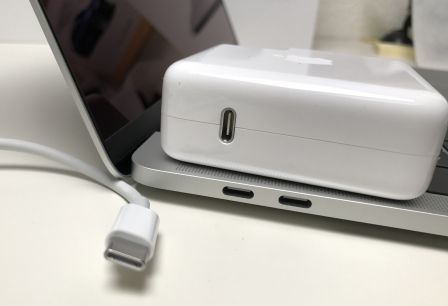 test-avis-macbook-pro-touch-bar-16.jpg, 2011 test-avis-macbook-pro-touch-bar-16.jpg