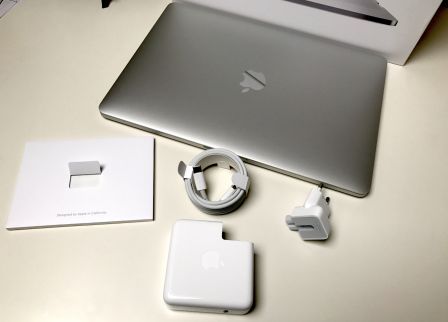 test-avis-macbook-pro-touch-bar-6.jpg, 2011 test-avis-macbook-pro-touch-bar-6.jpg