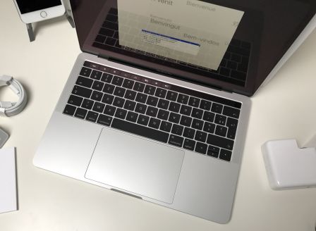 test-avis-macbook-pro-touch-bar-7.jpg, 2011 test-avis-macbook-pro-touch-bar-7.jpg