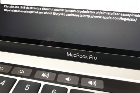 test-avis-macbook-pro-touch-bar-9.jpg, 2011 test-avis-macbook-pro-touch-bar-9.jpg