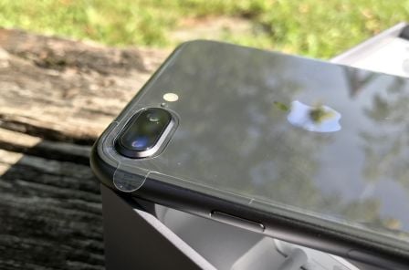 photos-iphone-8-plus-gris-noir-6.jpg, 2011 photos-iphone-8-plus-gris-noir-6.jpg