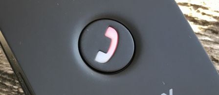 test-avis-kit-main-libre-auto-bluetooth-iphone-12.jpg, 2011 test-avis-kit-main-libre-auto-bluetooth-iphone-12.jpg