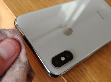 comment-enlever-rayures-iphone-X-polish-4.jpg, 2017 comment-enlever-rayures-iphone-X-polish-4.jpg