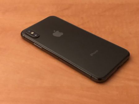 iphone-X-noir-gris-sideral-3.jpg, 2011 iphone-X-noir-gris-sideral-3.jpg