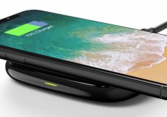 ravpower-qi-iphone-hyperair-2.jpg, 2015 ravpower-qi-iphone-hyperair-2.jpg