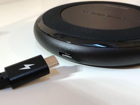 test-avis-chargeur-qi-sans-fil-ravpower-7-5-W-rapide-12.jpg, 2011 test-avis-chargeur-qi-sans-fil-ravpower-7-5-W-rapide-12.jpg