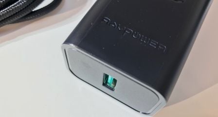 test-avis-chargeur-qi-sans-fil-ravpower-7-5-W-rapide-15.jpg, 2011 test-avis-chargeur-qi-sans-fil-ravpower-7-5-W-rapide-15.jpg