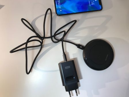 test-avis-chargeur-qi-sans-fil-ravpower-7-5-W-rapide-9.jpg, 2011 test-avis-chargeur-qi-sans-fil-ravpower-7-5-W-rapide-9.jpg