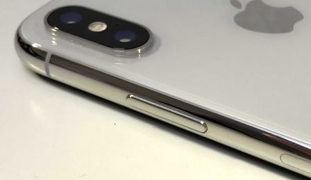 video-iphone-x-blanc.jpg, 2011 video-iphone-x-blanc.jpg