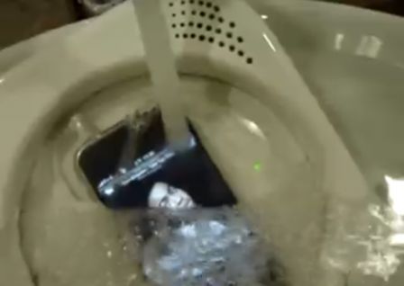 iphone sous les eaux, juin 2009