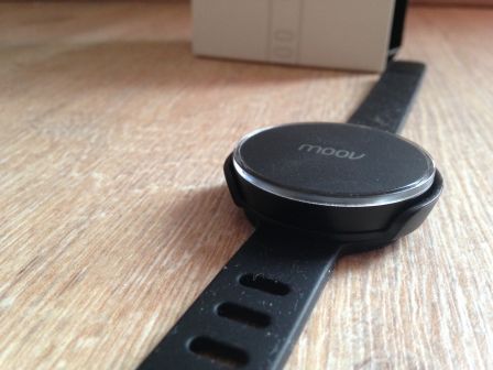 bracelet-moov-coach-sportif-iphone-6.jpg