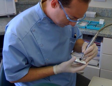 dentist-ipod-dock.jpg, juil 2008 dentist-ipod-dock.jpg