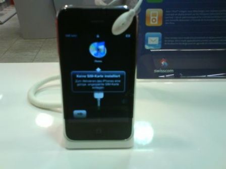 iphone_suisse_lausanne2.jpg, juil 2008 iphone_suisse_lausanne2.jpg