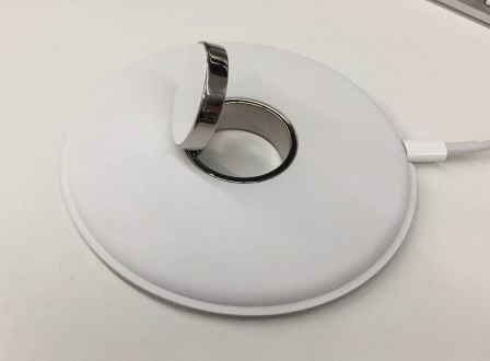 a-watch-support-apple-1.jpg, 2011 a-watch-support-apple-1.jpg