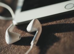 cirrus-logic-lightning-2.jpg, 2016 cirrus-logic-lightning-2.jpg