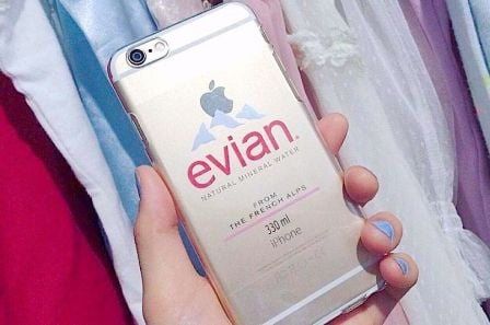 evian-iphone-japon-3.jpg, 2016 evian-iphone-japon-3.jpg