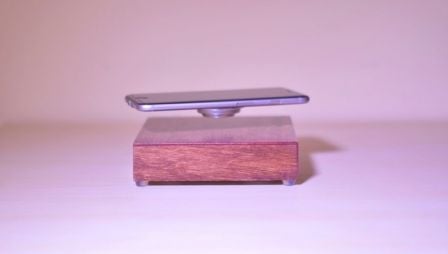 ovrcharge-recharge-iphone-sans-fil-2.jpg, 2016 ovrcharge-recharge-iphone-sans-fil-2.jpg