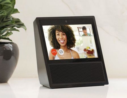 amazon-echo-show-nouvelle-enceinte-intelligente-2.jpg, 2017 amazon-echo-show-nouvelle-enceinte-intelligente-2.jpg