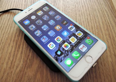 test-choetech-qi-sans-fil-recharge-iphone-10.jpg, 2017 test-choetech-qi-sans-fil-recharge-iphone-10.jpg
