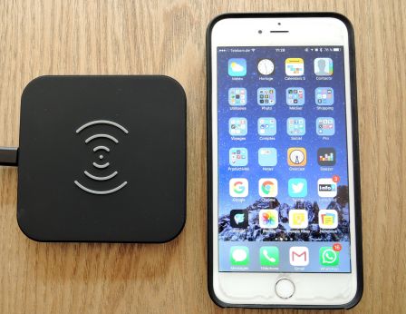 test-choetech-qi-sans-fil-recharge-iphone-12.jpg, 2017 test-choetech-qi-sans-fil-recharge-iphone-12.jpg