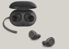 beoplay-e8-ecouteurs-bluetooth-micro-boite-recharge-airpods-1.jpg, 2017 beoplay-e8-ecouteurs-bluetooth-micro-boite-recharge-airpods-1.jpg