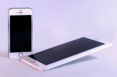 bilan-2017-previsions-2018-apple-iphone-samsung-trendforce.jpg, 2017 bilan-2017-previsions-2018-apple-iphone-samsung-trendforce.jpg