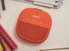 bose-soundlink-micro-enceinte-ultra-portable-resistante-13.jpg, 2017 bose-soundlink-micro-enceinte-ultra-portable-resistante-13.jpg