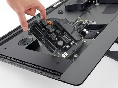 ifixit-demonte-imac-pro-puce-mysterieuse-reparabilite-faible-8954524.jpg, 2017 ifixit-demonte-imac-pro-puce-mysterieuse-reparabilite-faible-8954524.jpg