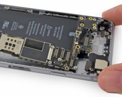 iphone-8-carte-mere-production-achat-installations-apple-1.jpg, 2017 iphone-8-carte-mere-production-achat-installations-apple-1.jpg