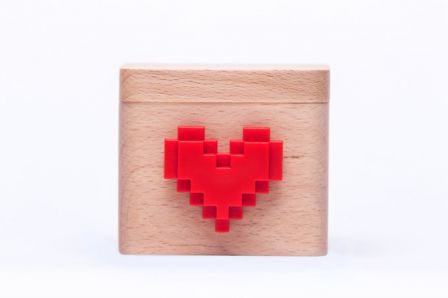 lovebox-boite-message-connectee-iphone-2.jpg, 2017 lovebox-boite-message-connectee-iphone-2.jpg