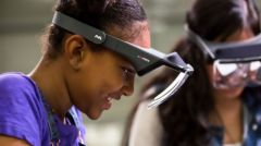lunettes-realite-augmentee-iphone-mira-prism-3.jpg, 2017 lunettes-realite-augmentee-iphone-mira-prism-3.jpg