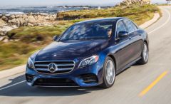 mercedes-e300-recharge-sans-fil-iphone-nfc-conflit.jpg, 2017 mercedes-e300-recharge-sans-fil-iphone-nfc-conflit.jpg