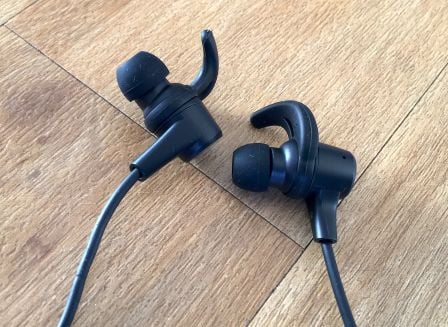 test-avis-ecouteurs-sans-fil-bluetooth-aukey-22.jpg, 2017 test-avis-ecouteurs-sans-fil-bluetooth-aukey-22.jpg