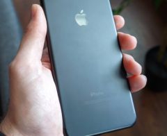 touch-id-bouton-power-rumeur-iphone-8.jpg, 2017 touch-id-bouton-power-rumeur-iphone-8.jpg