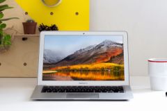 bright-office-enviroment-with-macbook-air.jpg, 2018 bright-office-enviroment-with-macbook-air.jpg