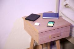 projet-kickstarter-table-recharge-bois-sans-fil-qi-iphone-2.jpg, 2018 projet-kickstarter-table-recharge-bois-sans-fil-qi-iphone-2.jpg